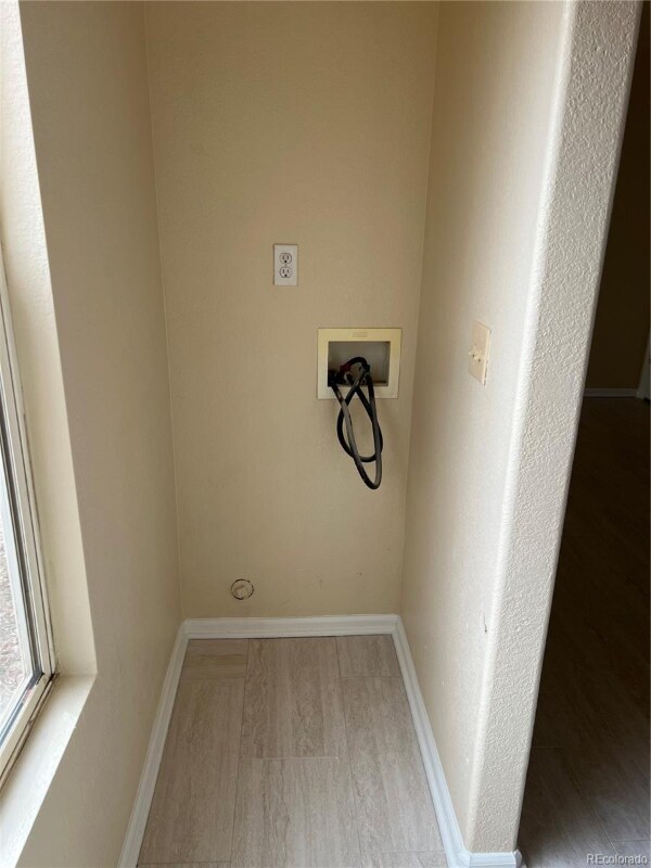 Building Photo - 5222 E 100th Way