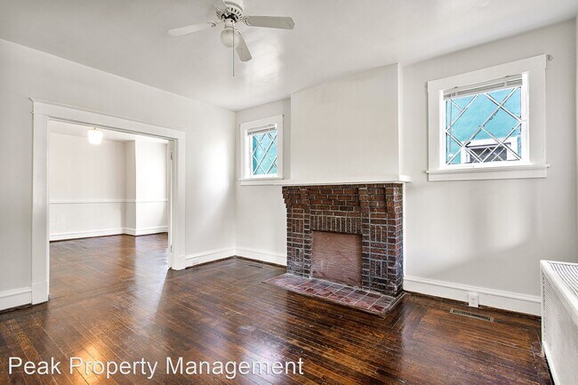 Building Photo - 4 br, 2 bath House - 1304 Bainbridge St.