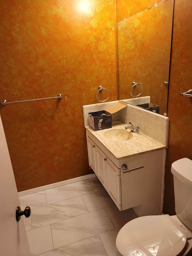 Building Photo - 2902 Echo Ct