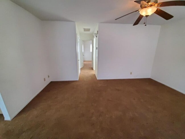 Building Photo - 6816 Hemp Ct
