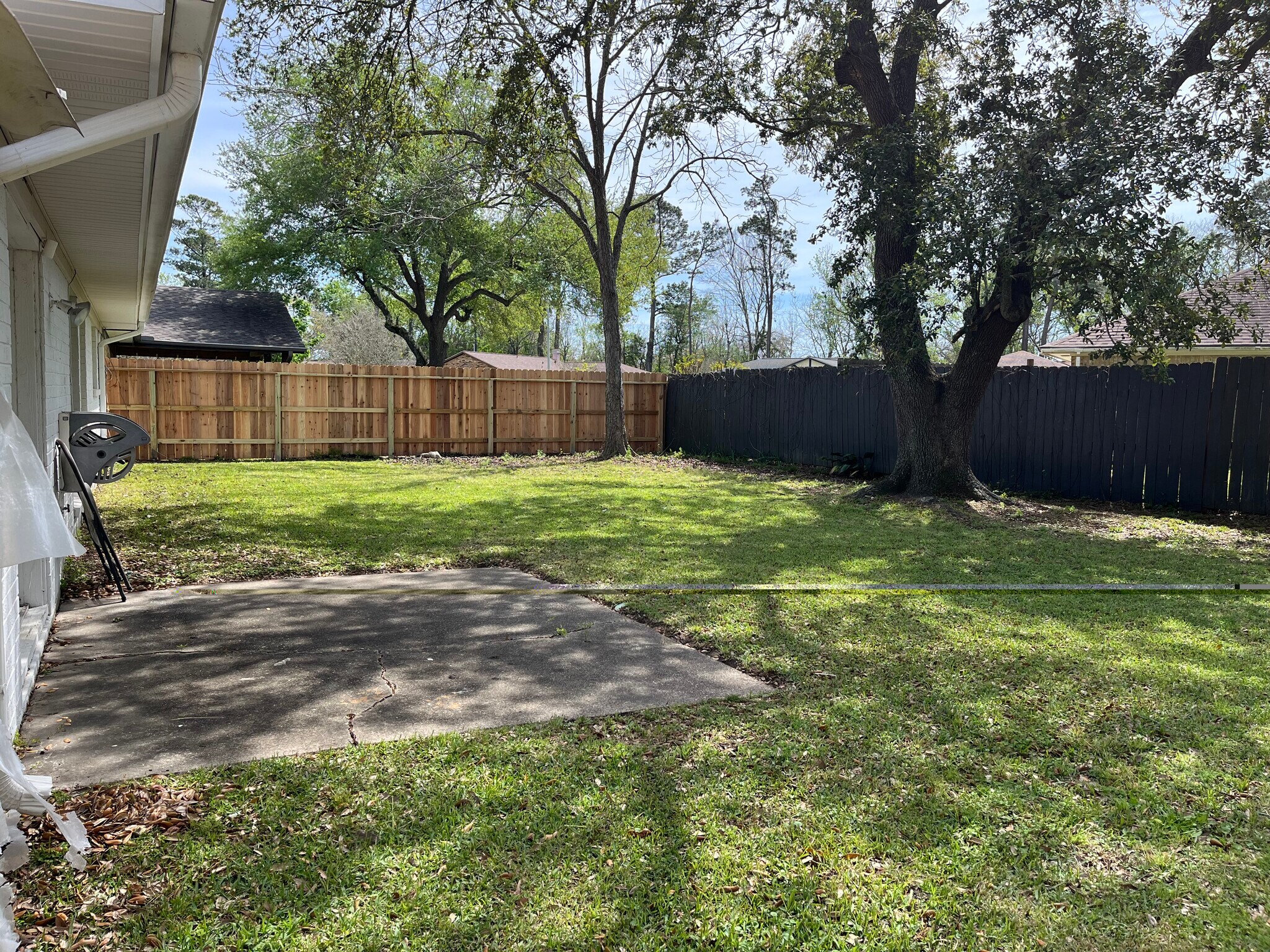 Building Photo - 3503 Canterbury Dr