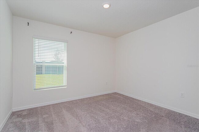Building Photo - 352 Towns Cir