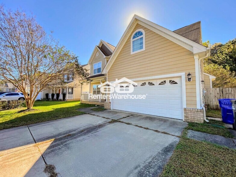 Building Photo - 2536 Golden Maple Dr