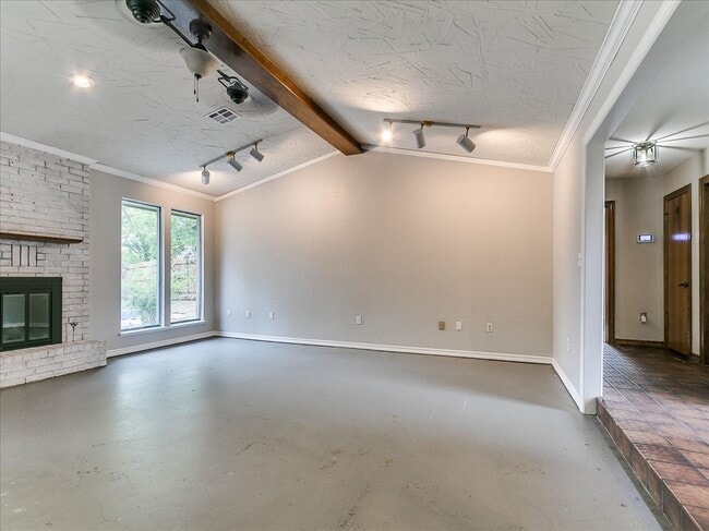 Building Photo - 6 Janeway Pl