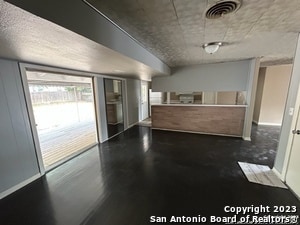 Building Photo - 167 Ave Del Rey