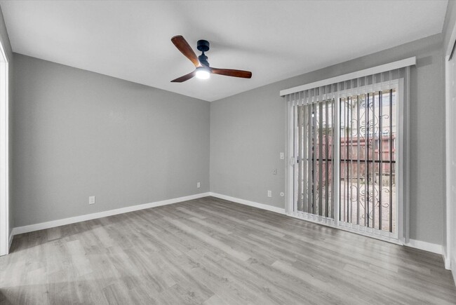 Building Photo - 1046 N Clifford Ave