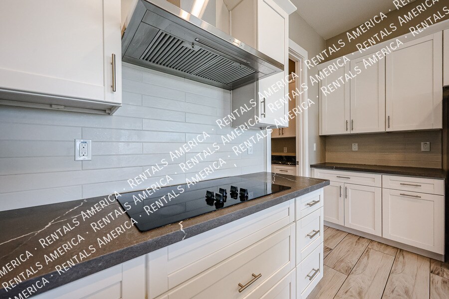 Building Photo - 31121 N 136th Wy