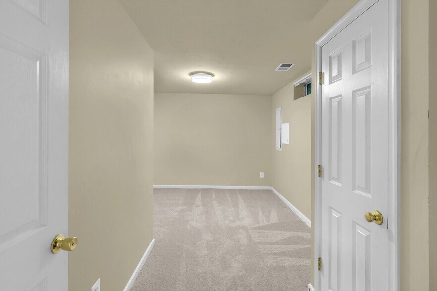 Building Photo - 333 Swanton Ln
