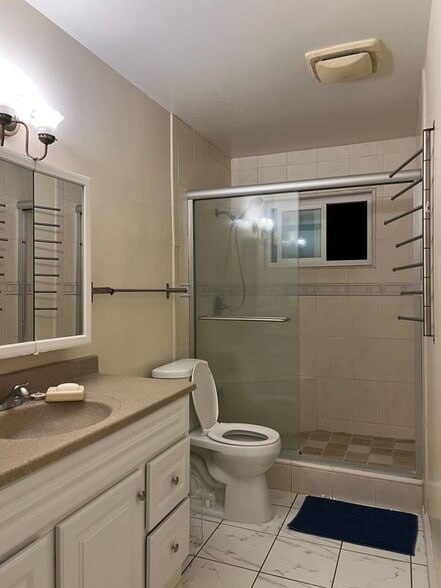 Building Photo - 3520 S Gauntlet Dr