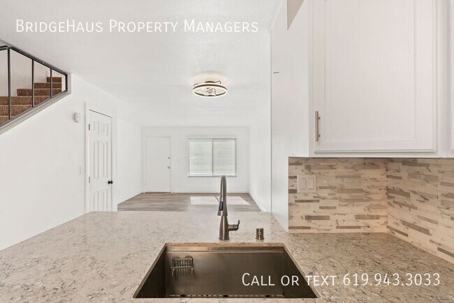 Building Photo - 6644 Bell Bluff Ave