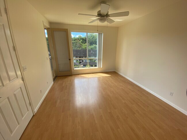 Main Bedroom - 95-976 Wikao St