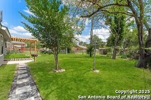 Building Photo - 7210 Cloverfield Ln