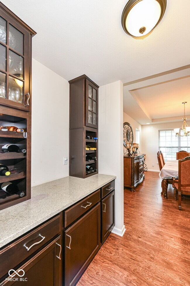 Building Photo - 6252 Sugar Maple Dr