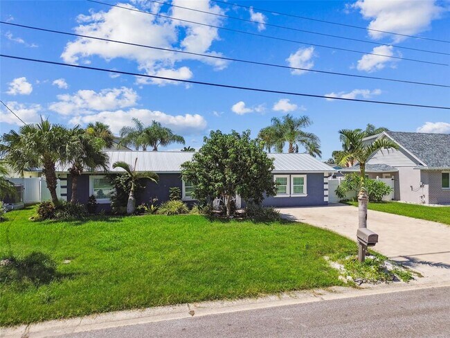 Building Photo - 8708 Thornwood Ln