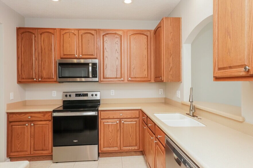 Building Photo - 8749 Silk Bay Pl