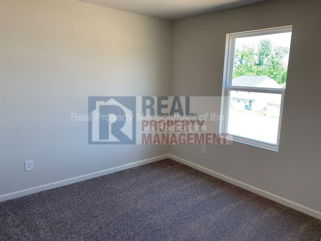 Building Photo - 4100 Devonwood Ct
