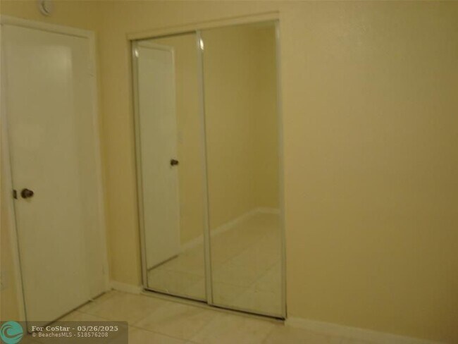 Building Photo - 1761 NW 184th St