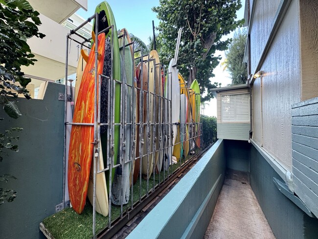Building Photo - Pet Friendly Gold Coast Condo Fronting the...