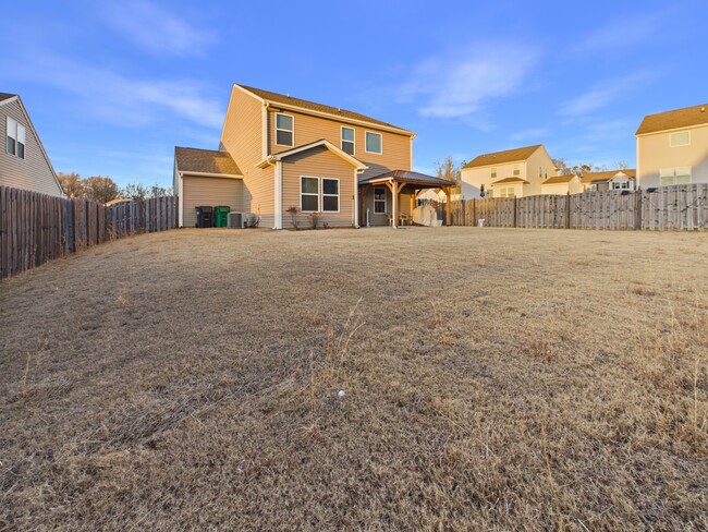 Building Photo - 4111 Stockbrook Dr