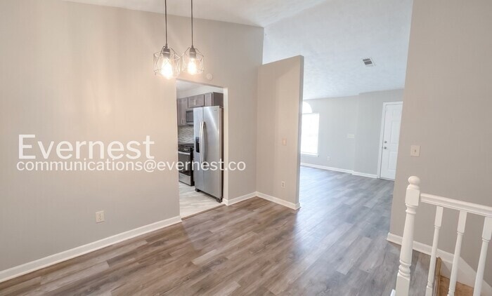 Building Photo - 3828 Landgraf Cove