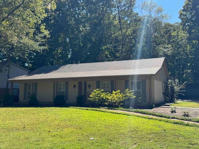 Primary Photo - 7145 Claiborne Dr