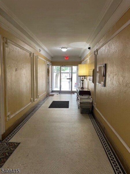 Building Photo - 16 Seymour St