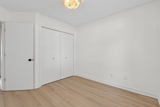 Building Photo - 137 Sea Cotton Cir