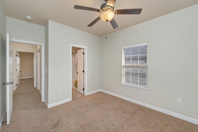 Building Photo - Beautiful 4 Bed / 2.5 Bath Home in Duggan ...