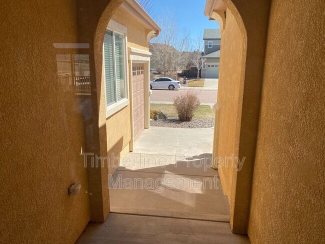 Building Photo - 14786 Air Garden Ln