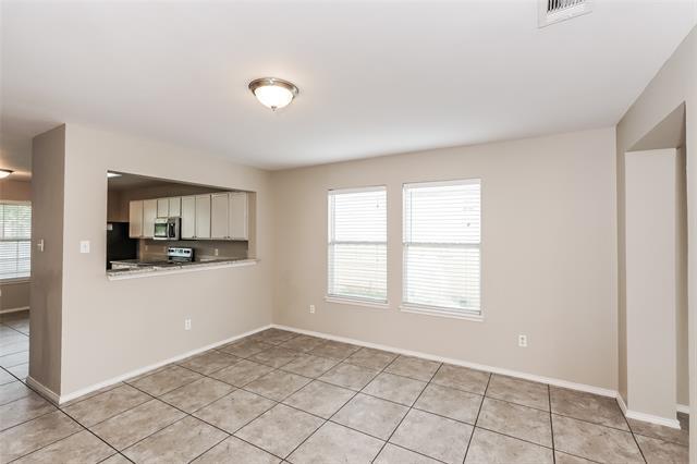 Building Photo - 2923 St Bernard Dr