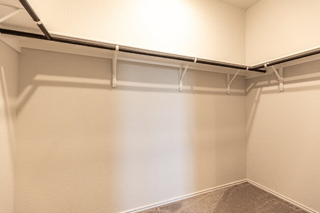 Building Photo - 5823 Hematite Rim