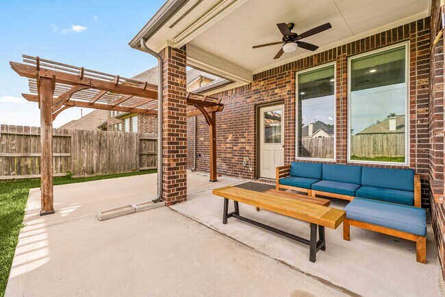 Building Photo - 10507 Angeline Springs Ln