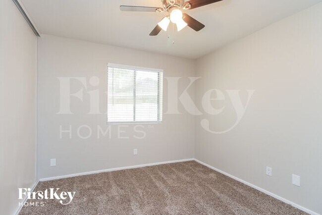 Building Photo - 3350 S George Dr