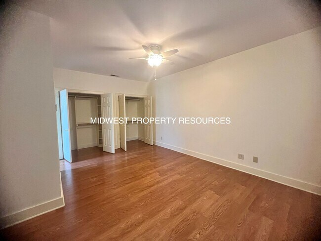 Building Photo - Amazing 4 Bedroom Home!