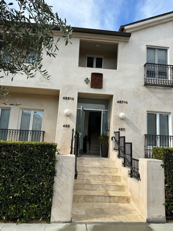 Building Photo - 455 N Spaulding Ave