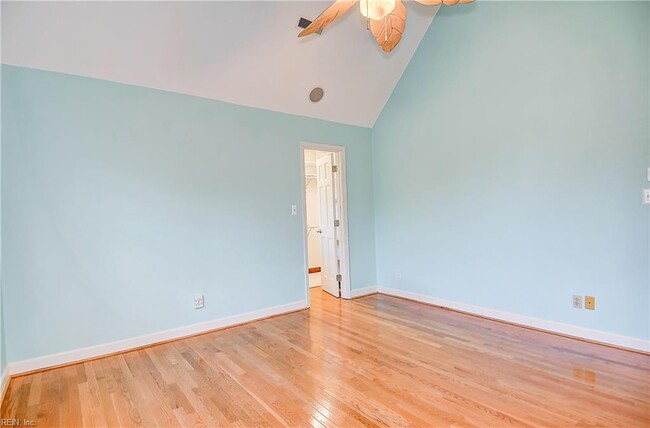 Building Photo - 601 Fort Raleigh Dr