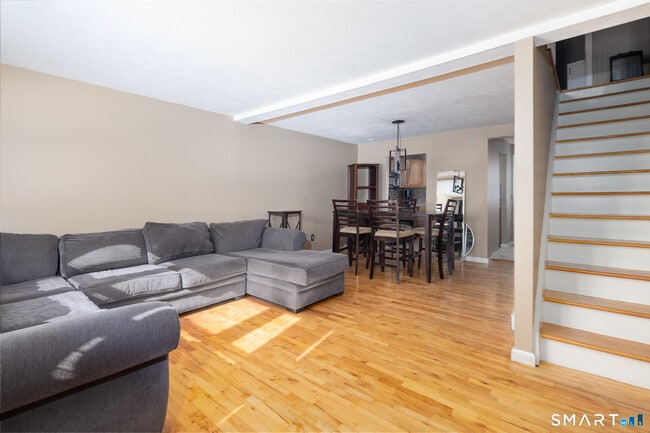 Building Photo - 53 Hiltbrand Rd