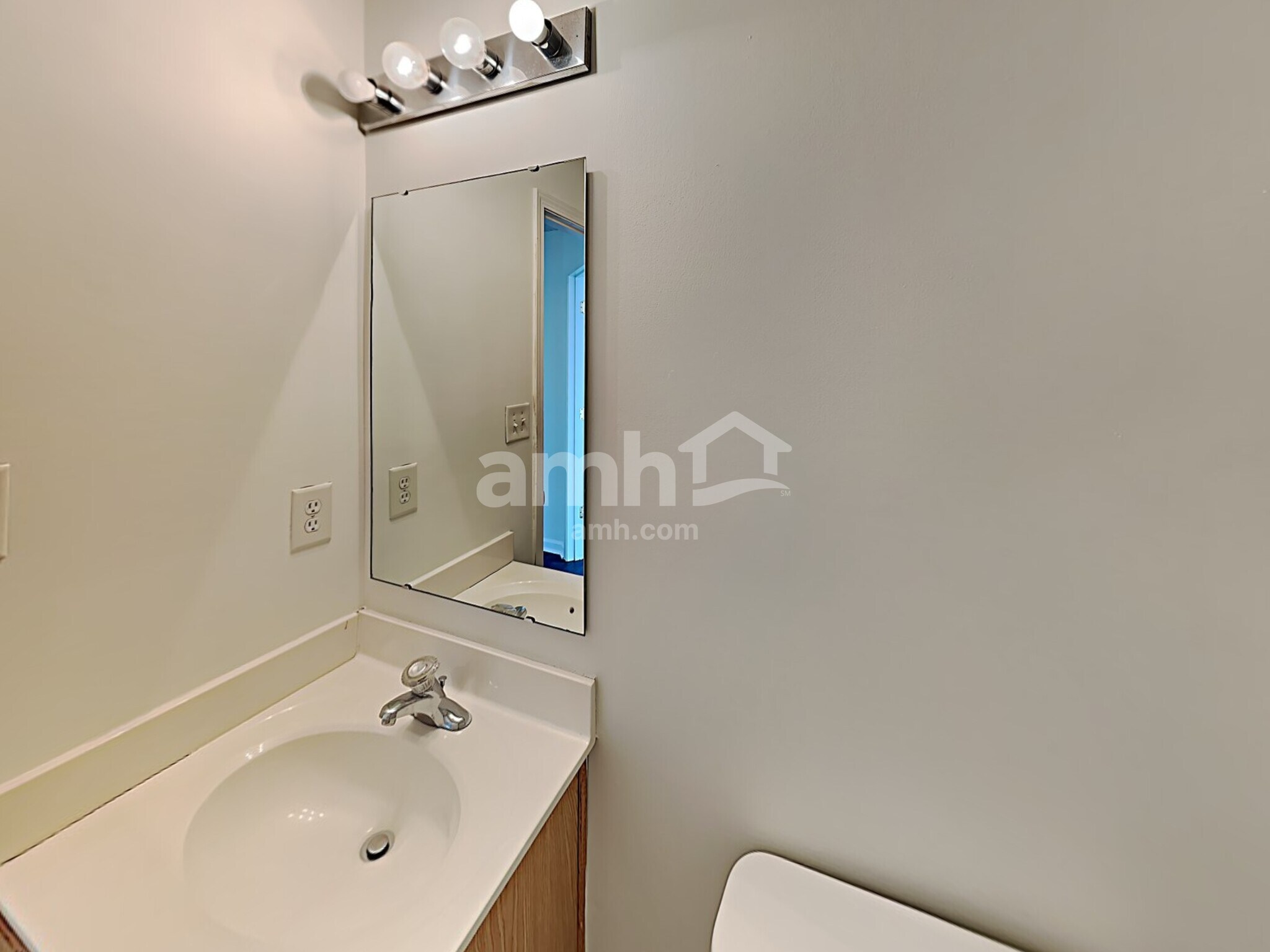 Building Photo - 7316 Aragorn Ln