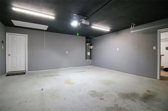 Building Photo - 2521 Weatherford Heights Dr