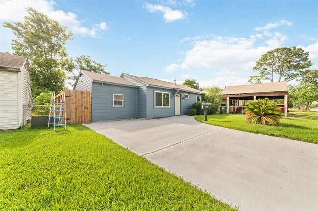 Primary Photo - 9333 Fairland Dr