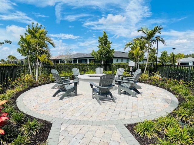 Building Photo - 1962 Tripletail Ln