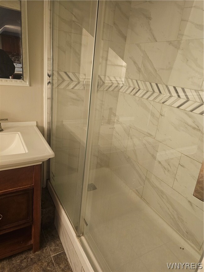 Building Photo - 530 W Ferry St