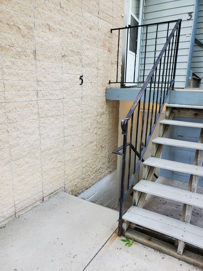 Building Photo - Ponderosa1104 (KC-KS)