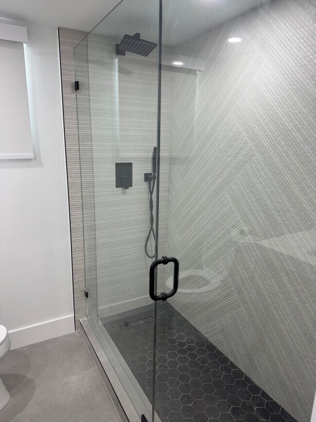 Building Photo - 1191 SW 15th St