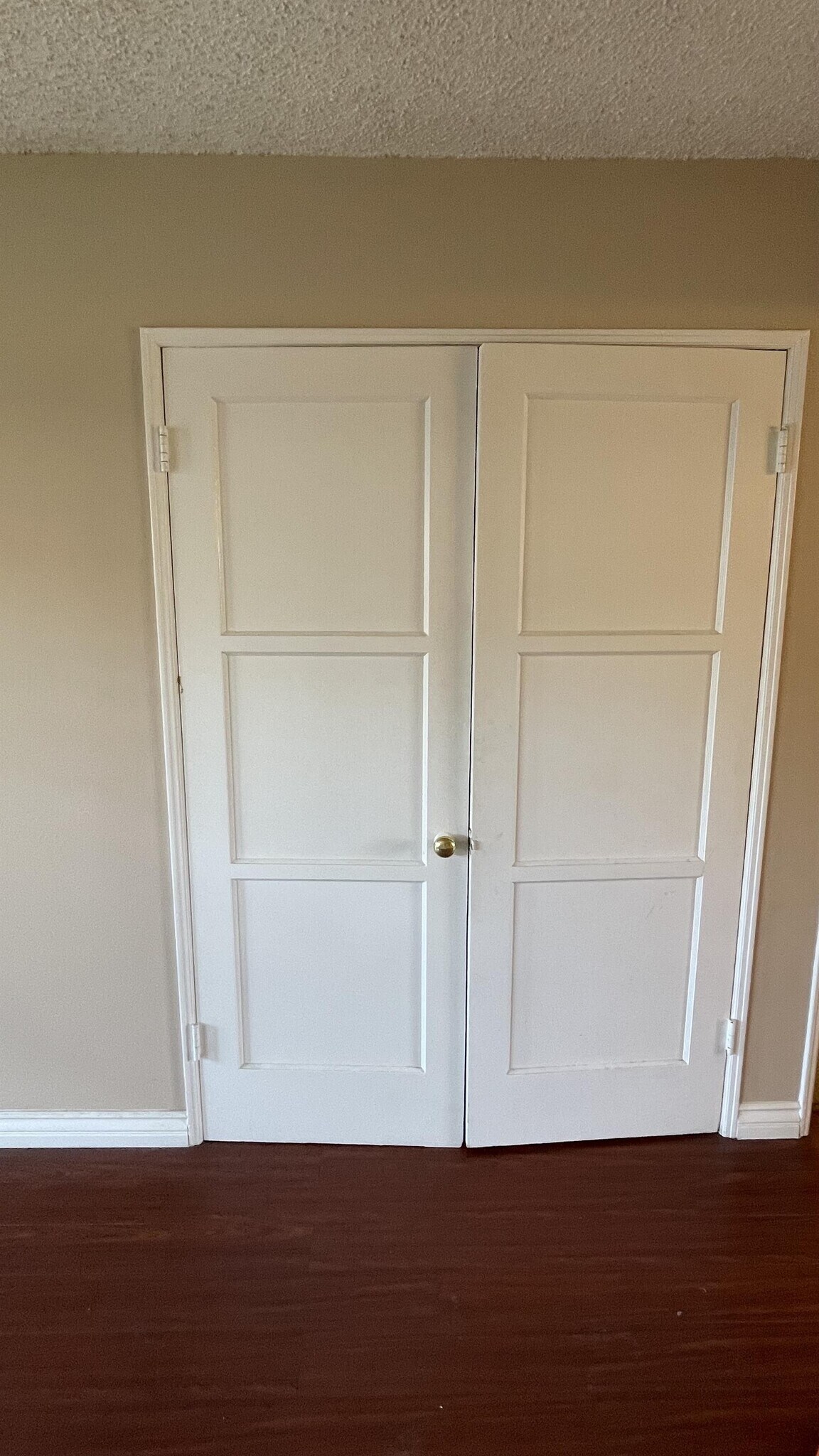 Building Photo - 410 S Sierra Madre Blvd