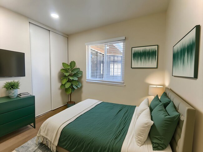 Building Photo - 3-bedroom home located in Union City! – wi...