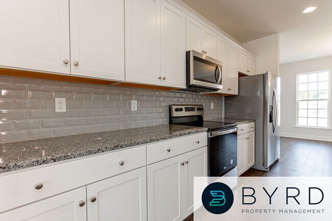 Building Photo - 15212 Dunton Ave