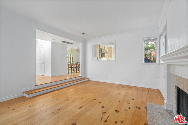 Building Photo - 4324 Willow Glen St