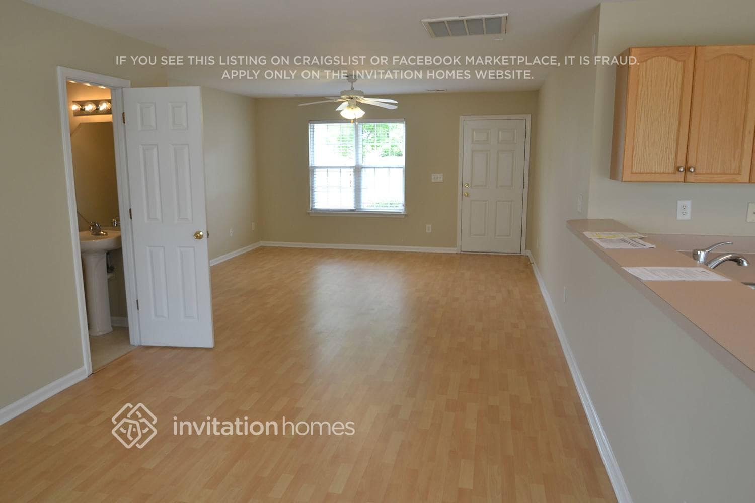 Building Photo - 1304 Red Tallen Ct