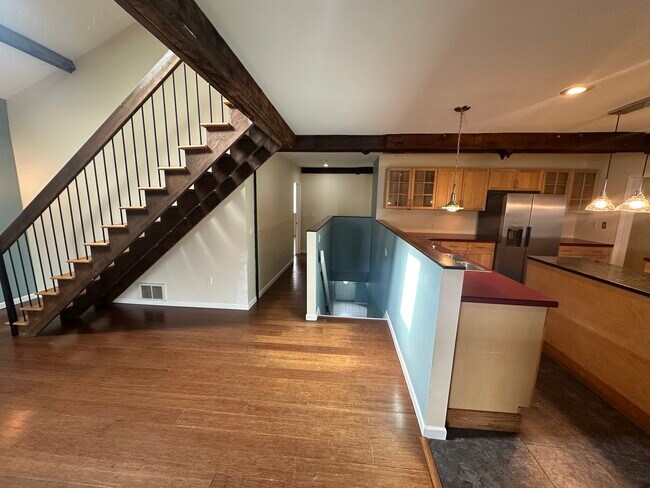 Building Photo - 44 Broadway